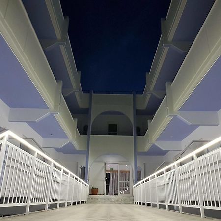 Pyrgos Hotel Apartments Кремасті Екстер'єр фото