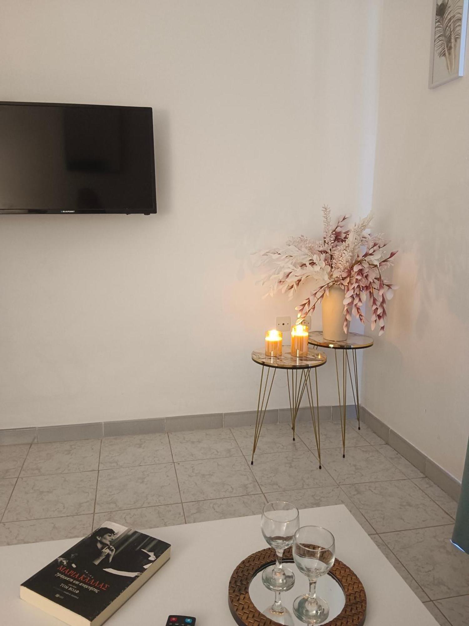 Pyrgos Hotel Apartments Кремасті Екстер'єр фото
