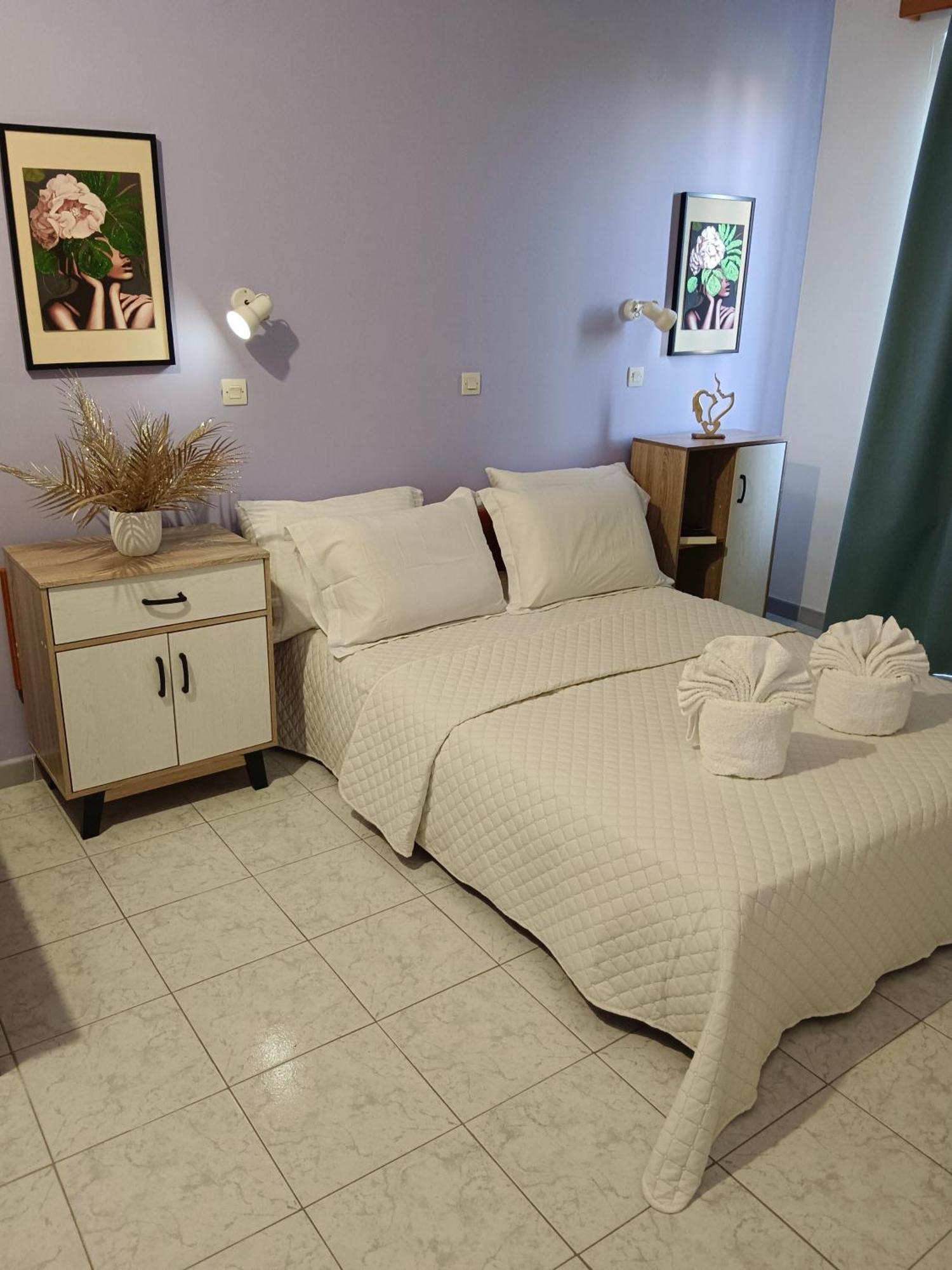 Pyrgos Hotel Apartments Кремасті Екстер'єр фото