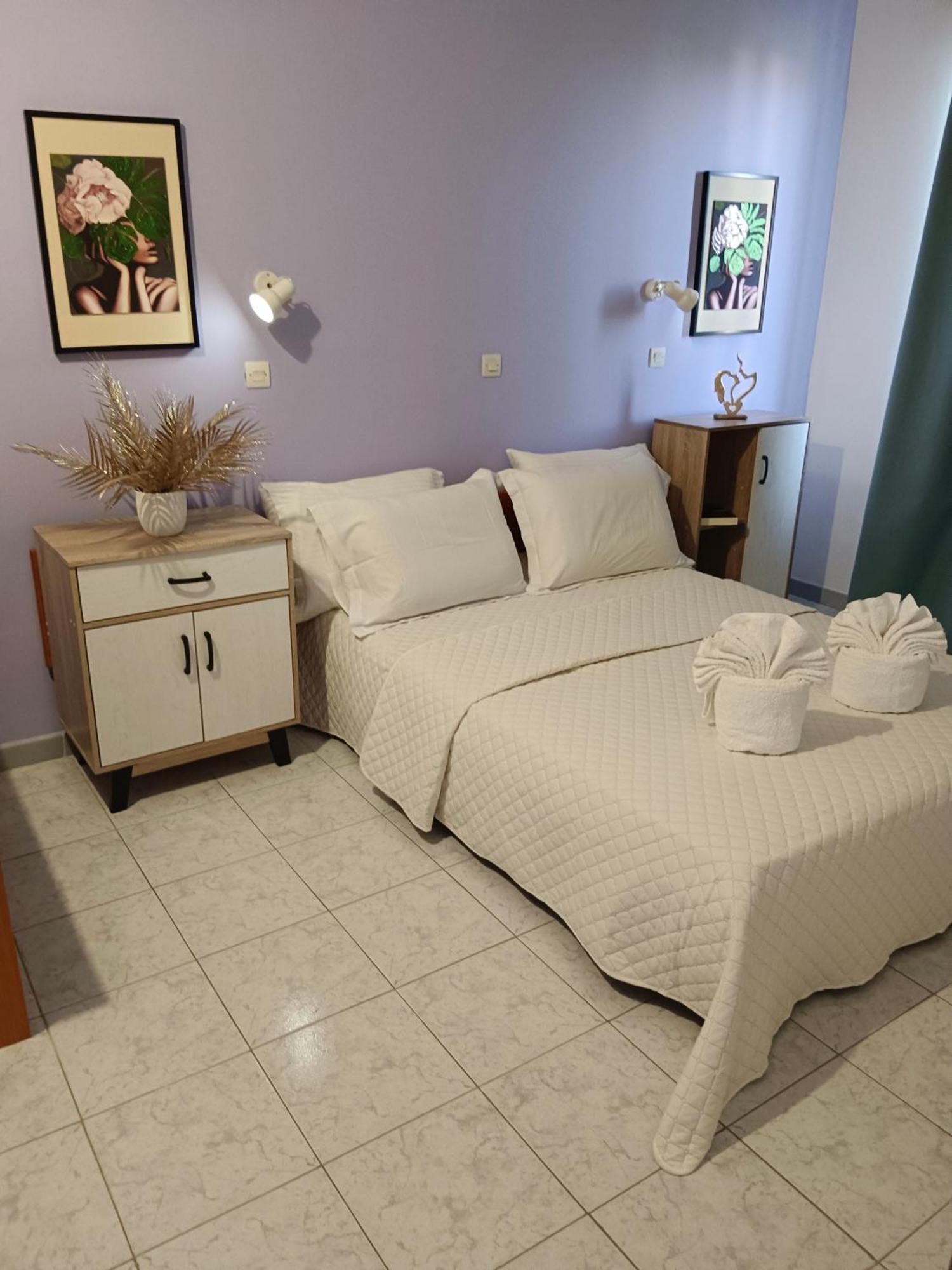 Pyrgos Hotel Apartments Кремасті Екстер'єр фото