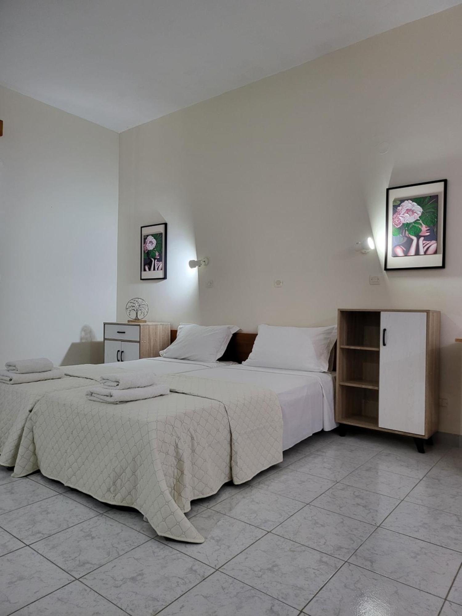 Pyrgos Hotel Apartments Кремасті Екстер'єр фото