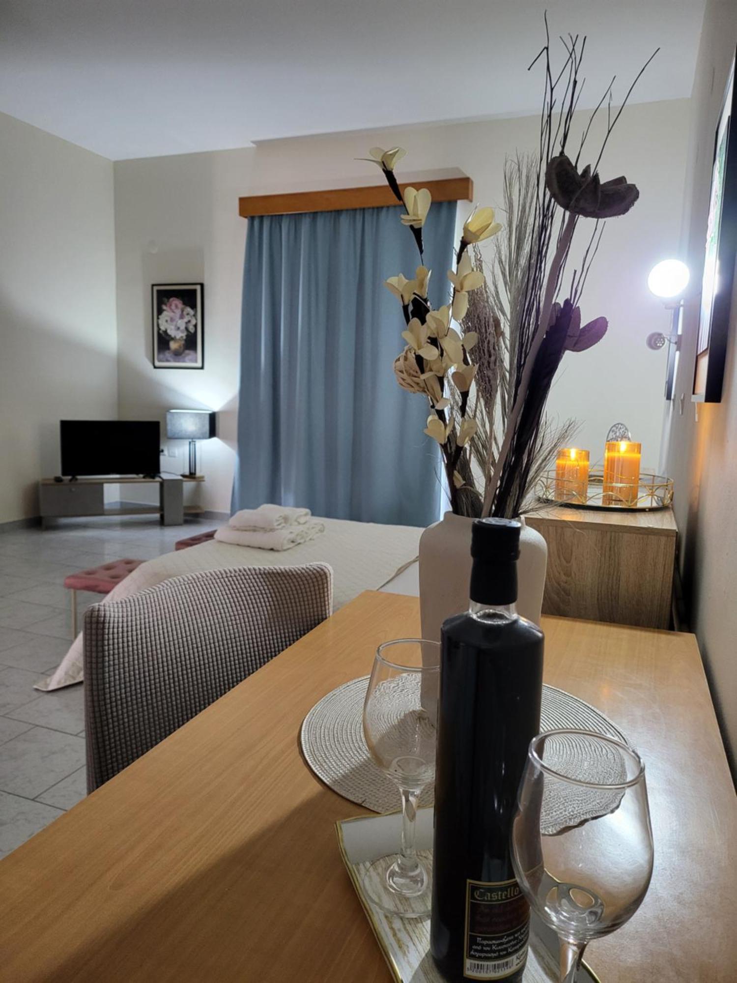 Pyrgos Hotel Apartments Кремасті Екстер'єр фото
