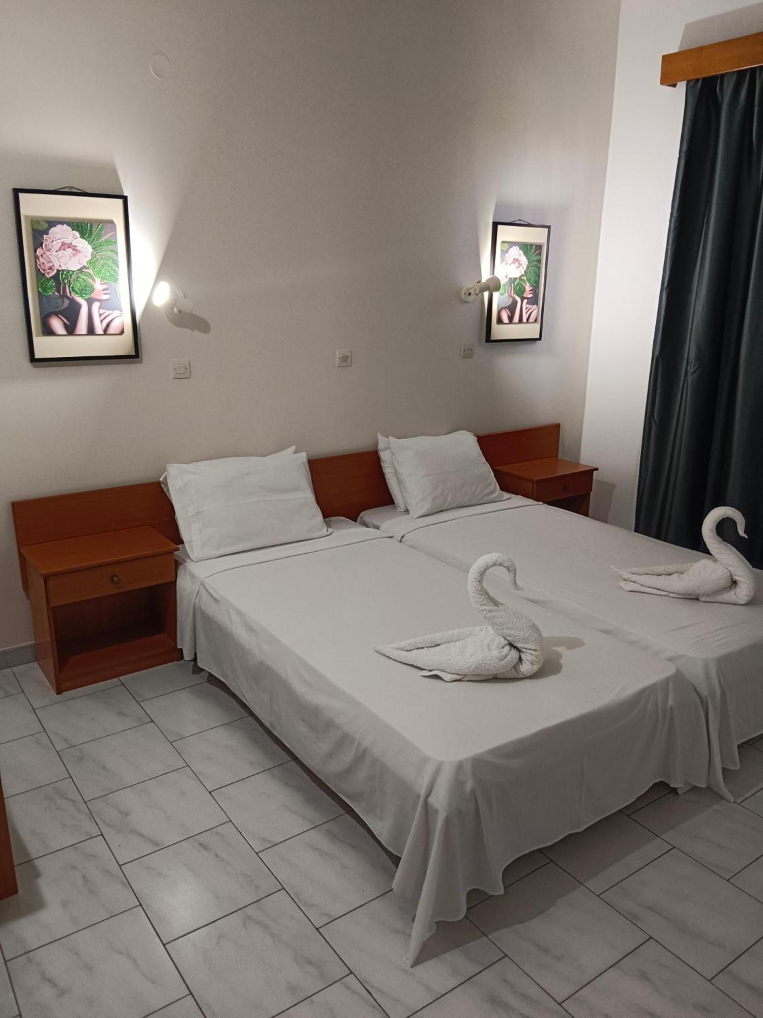 Pyrgos Hotel Apartments Кремасті Екстер'єр фото