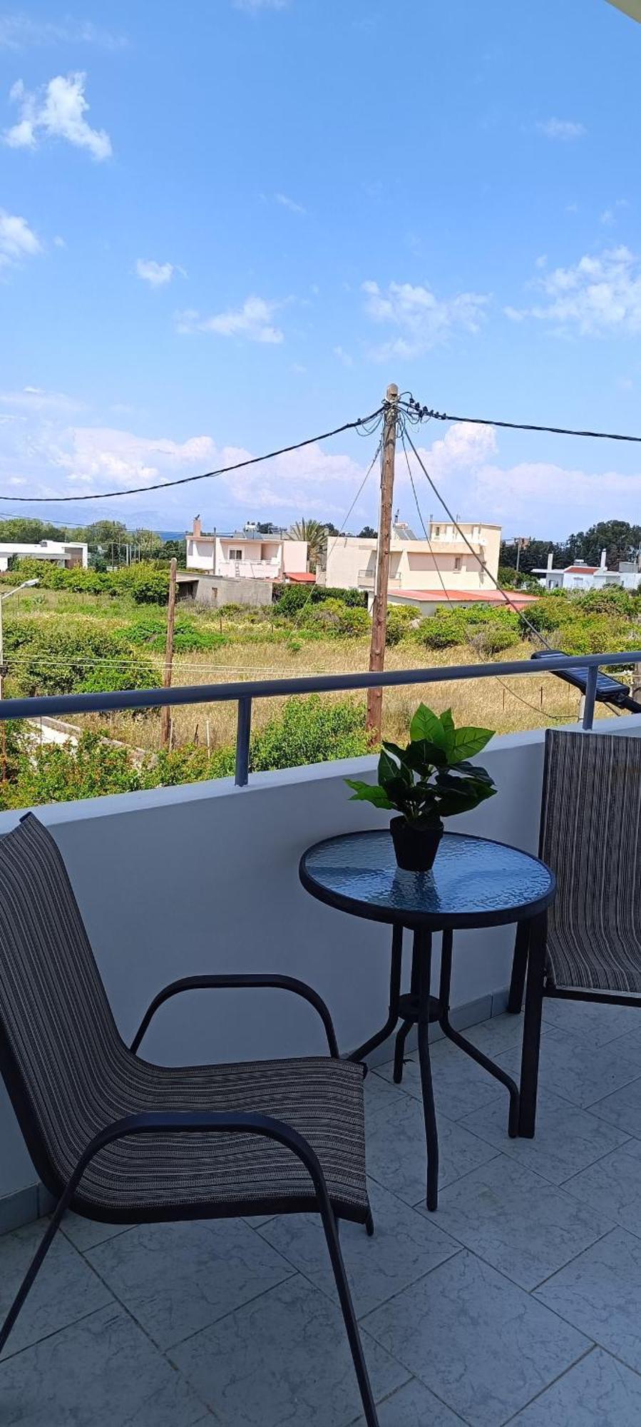 Pyrgos Hotel Apartments Кремасті Екстер'єр фото