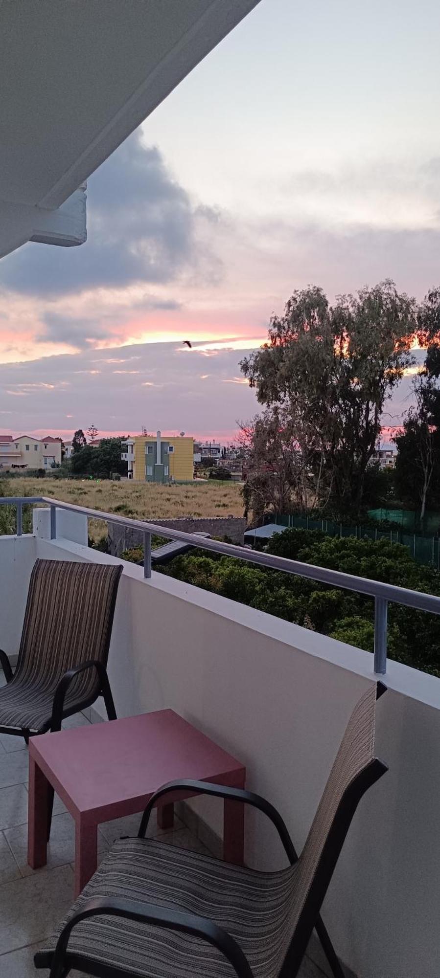 Pyrgos Hotel Apartments Кремасті Екстер'єр фото