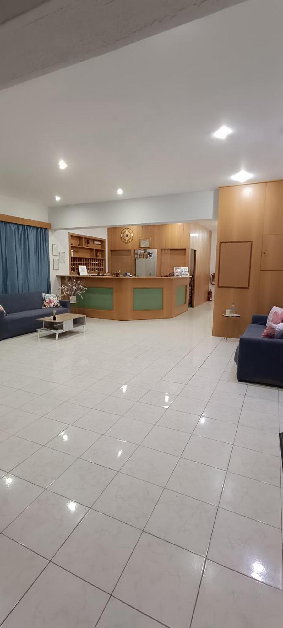 Pyrgos Hotel Apartments Кремасті Екстер'єр фото
