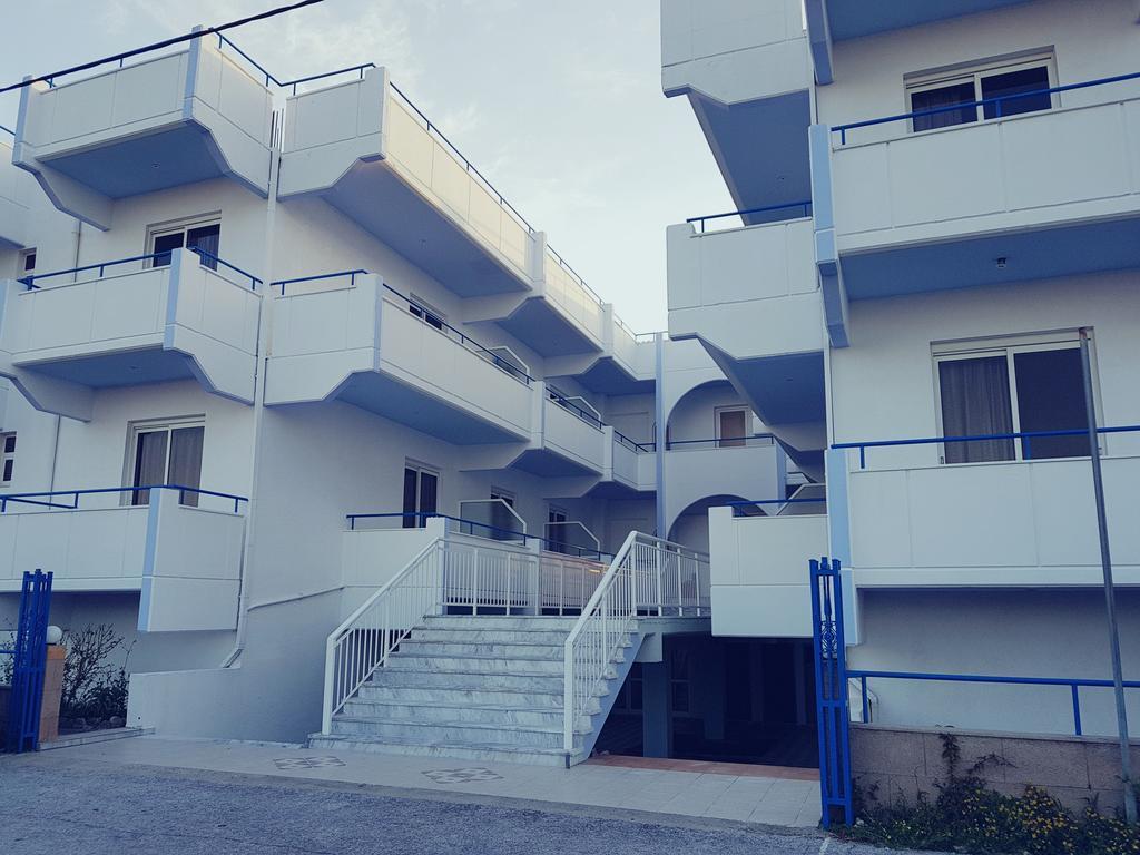 Pyrgos Hotel Apartments Кремасті Екстер'єр фото